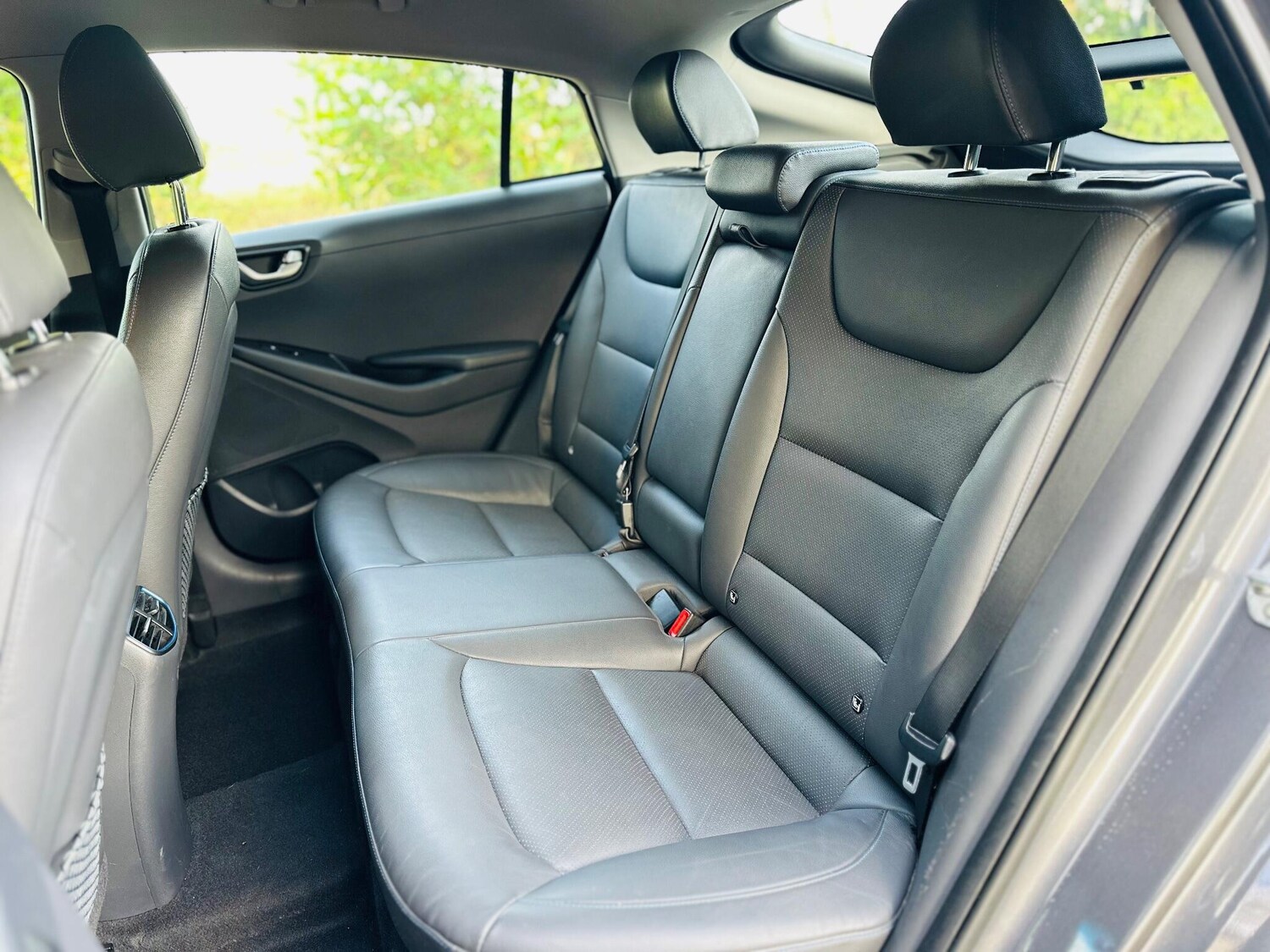 Used Hyundai IONIQ 2017 for sale - 76607039: Photo 29