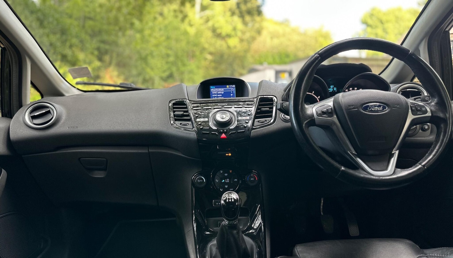 Used Ford Fiesta 2017 for sale - 76283573: Photo 14