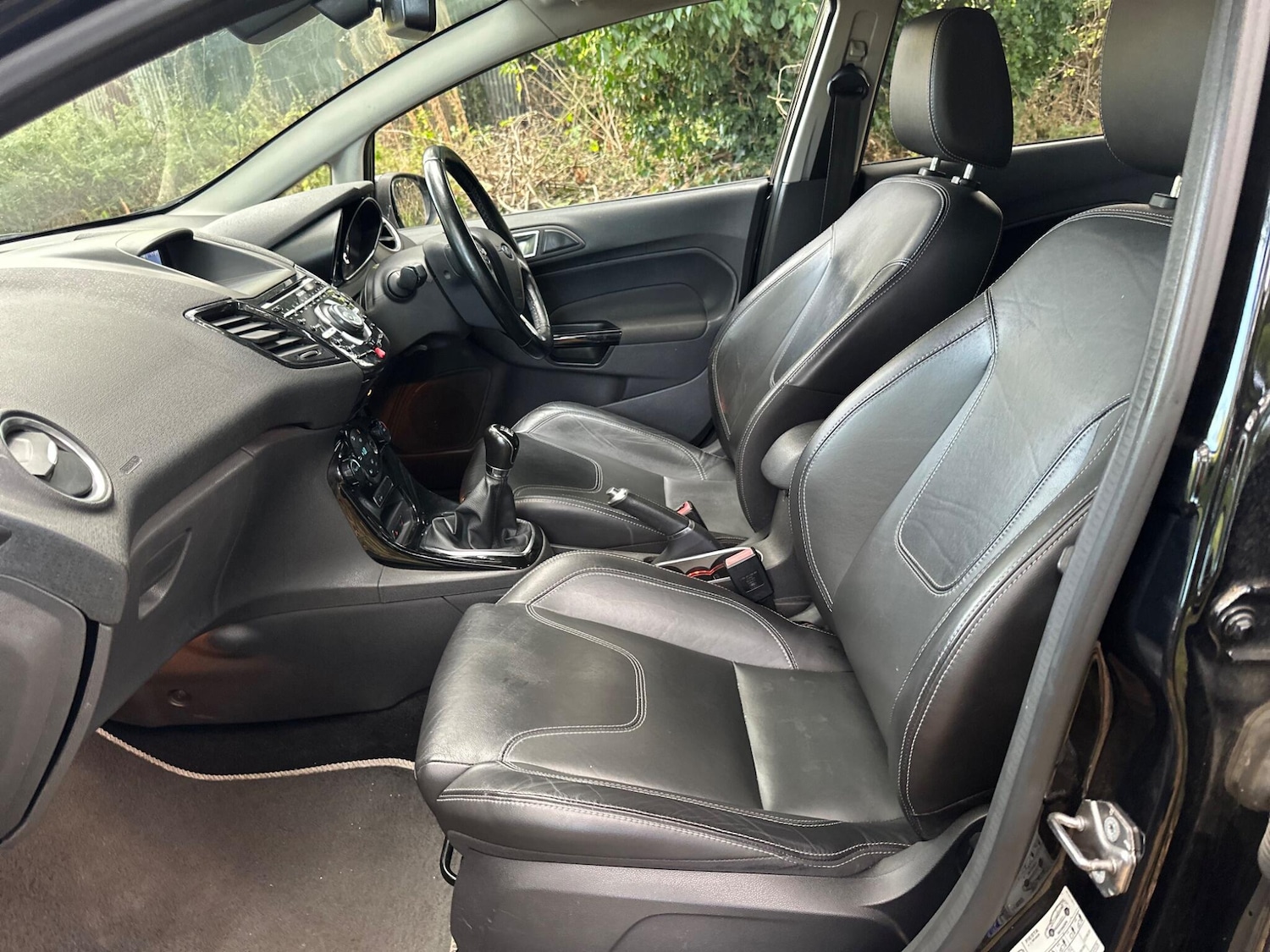 Used Ford Fiesta 2017 for sale - 76283573: Photo 22