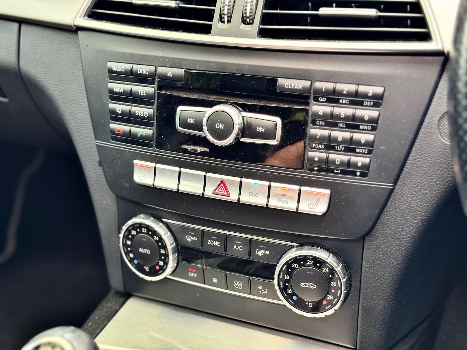 Used Mercedes-Benz C Class 2014 for sale - 76360353: Photo 16