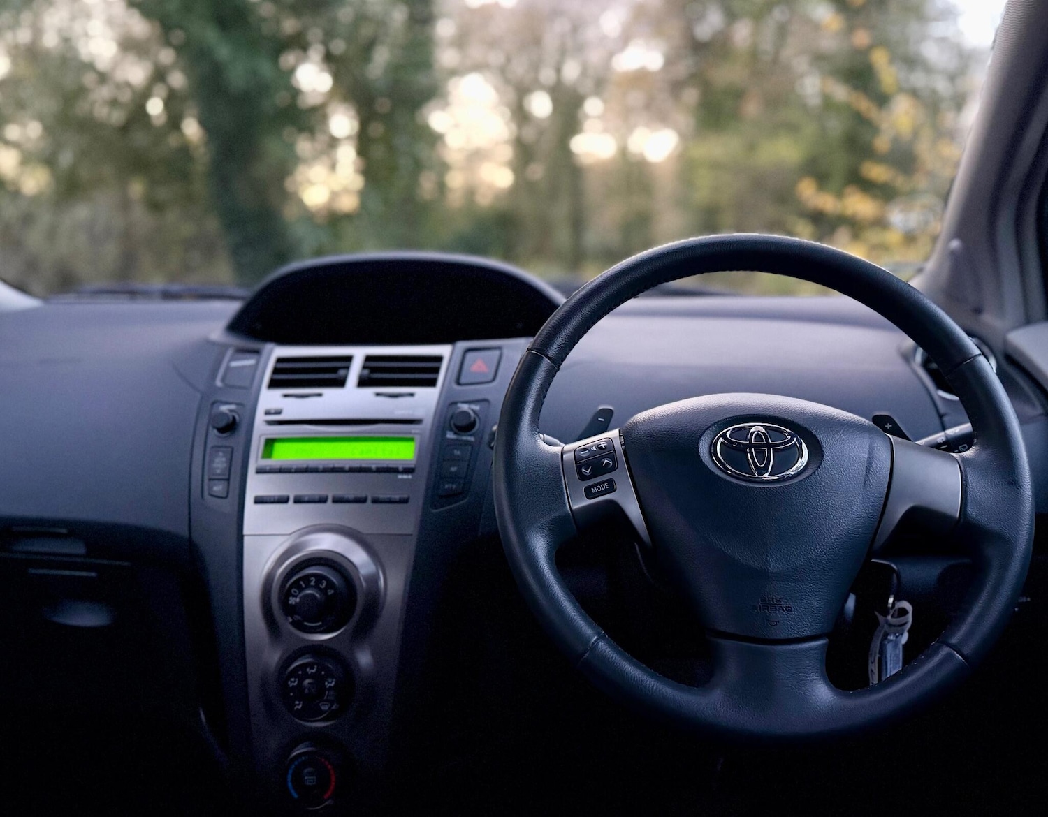 Used Toyota Yaris 2009 for sale - 76759583: Photo 22