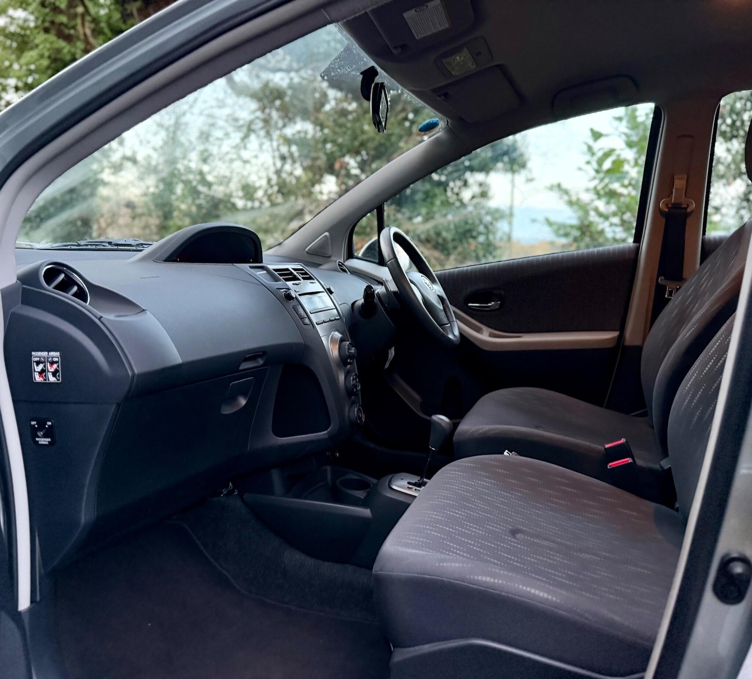 Used Toyota Yaris 2009 for sale - 76759583: Photo 32