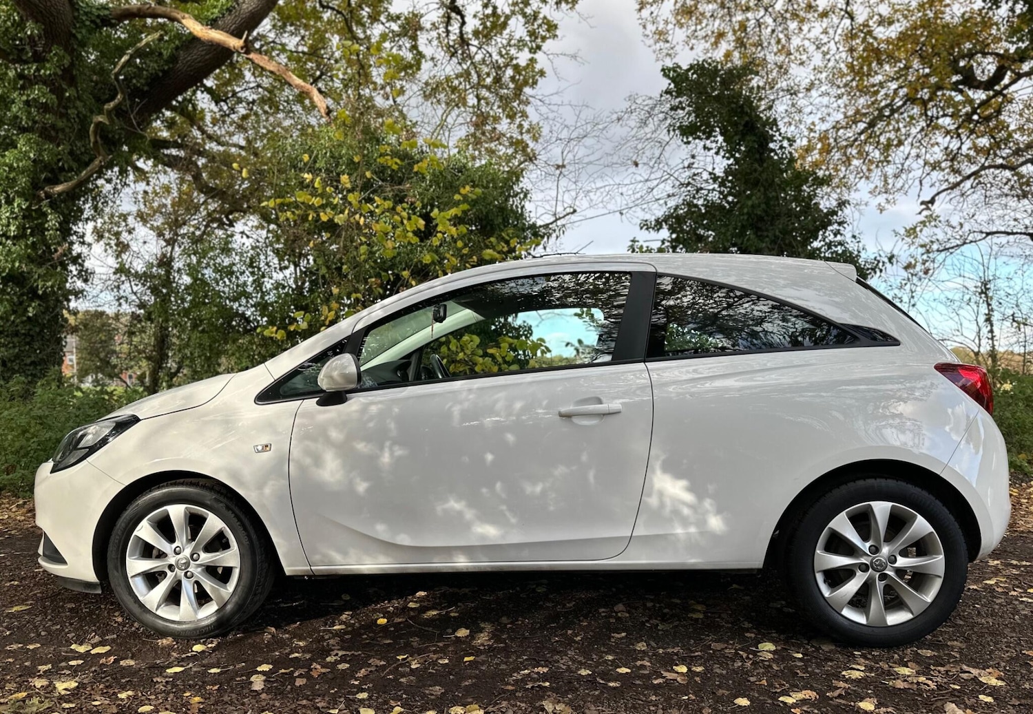 Used Vauxhall Corsa 2017 for sale - 76457653: Photo 8