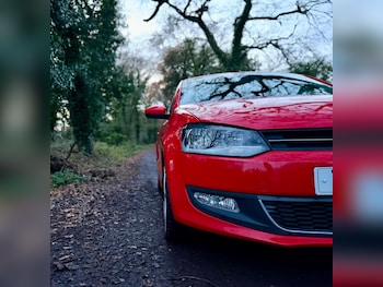 Used Volkswagen Polo 2010 for sale - 76865475: Photo