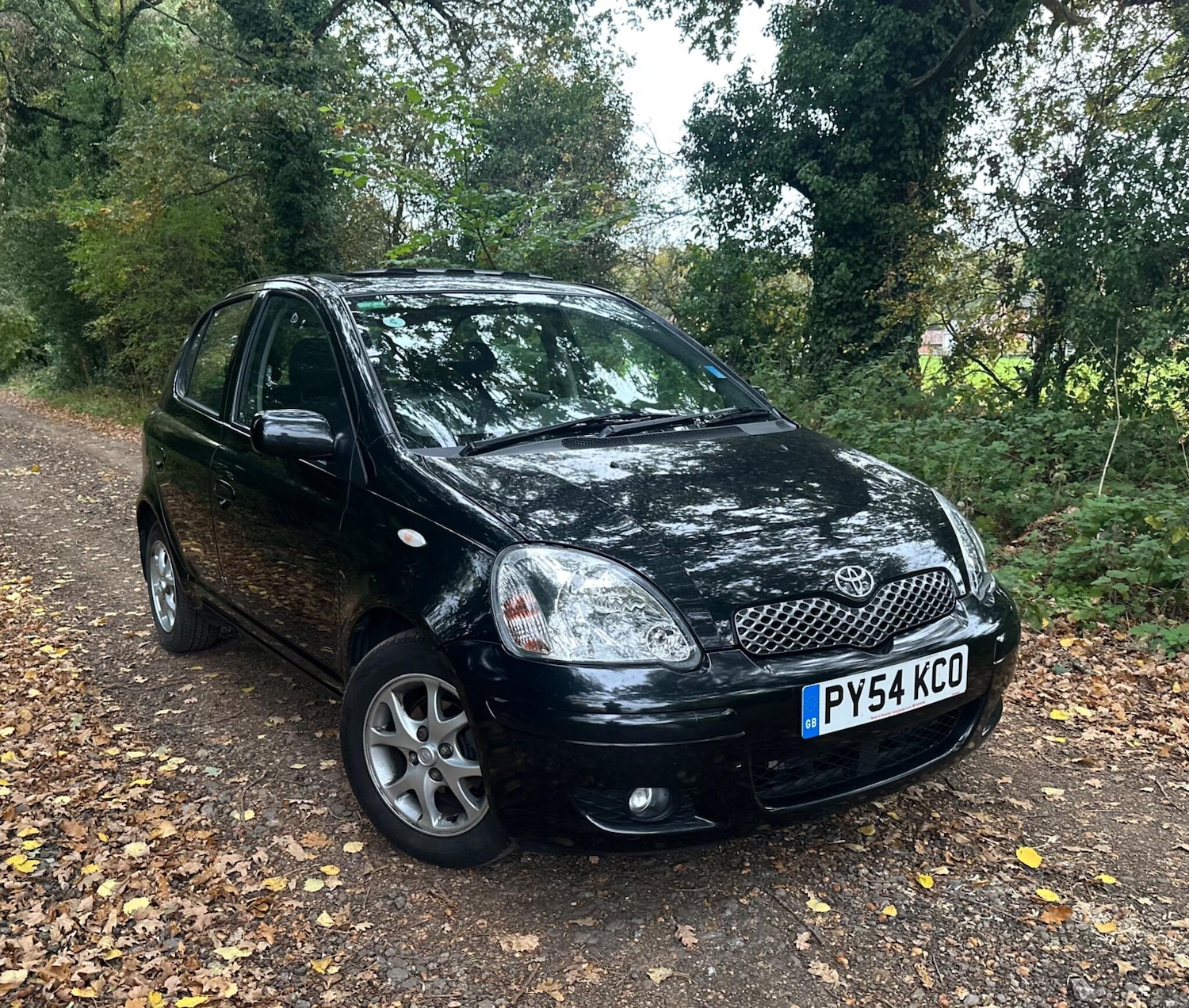 Used Toyota Yaris 2005 for sale - 76336170: Photo 1