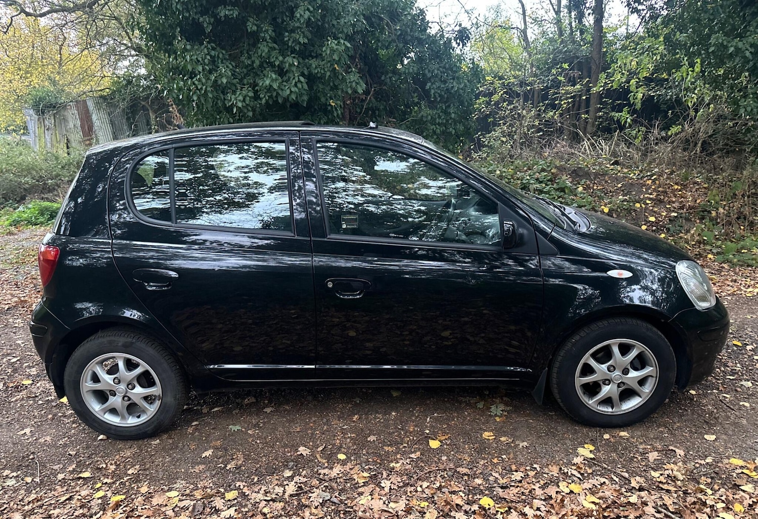 Used Toyota Yaris 2005 for sale - 76336170: Photo 12