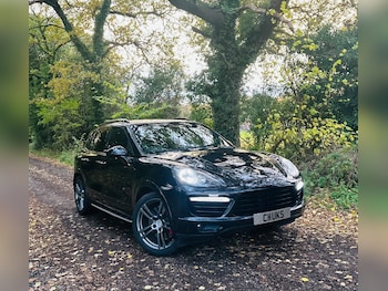 Used Porsche Cayenne 2012 for sale - 76457283: Photo