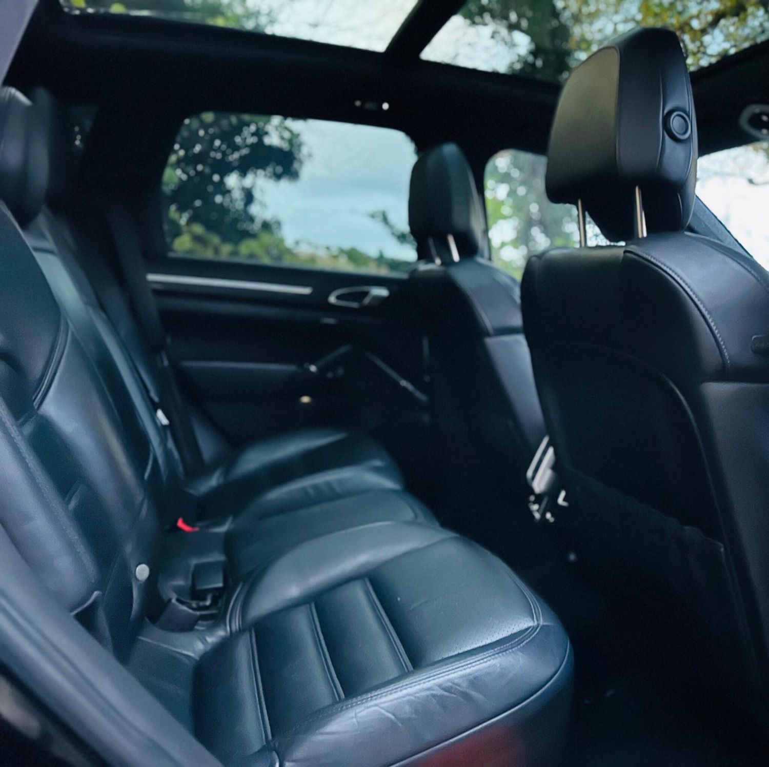 Used Porsche Cayenne 2012 for sale - 76457283: Photo 23