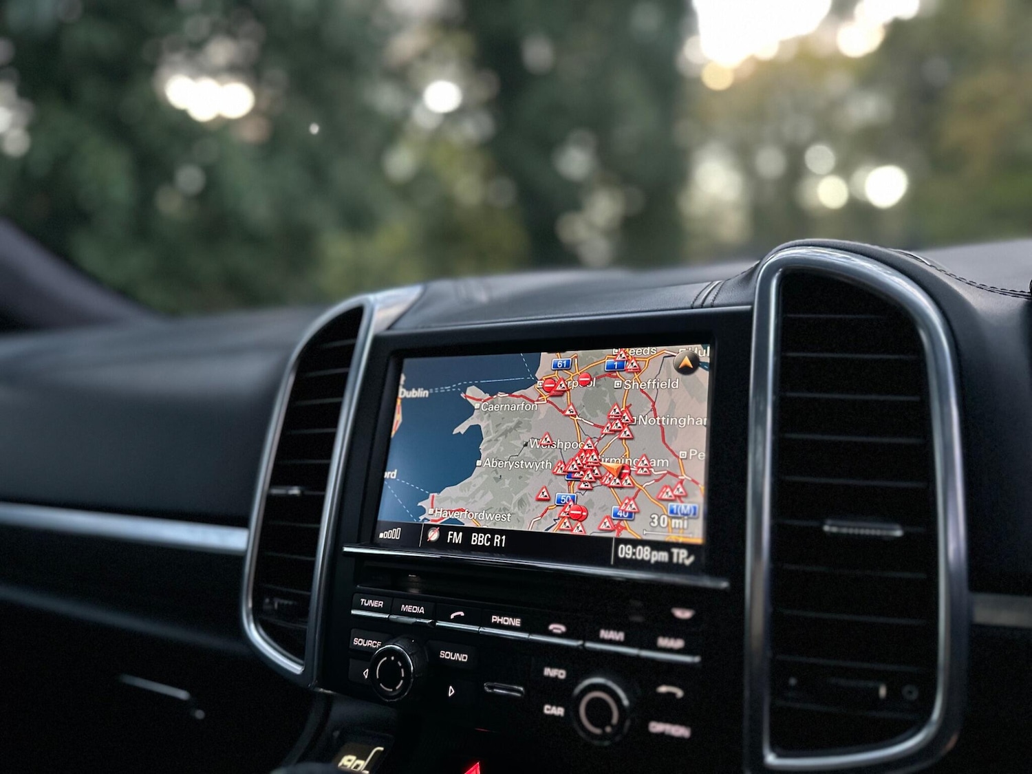 Used Porsche Cayenne 2012 for sale - 76457283: Photo 26