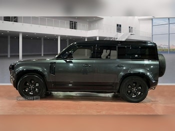 Used Land Rover Defender 2022 for sale - 77052596: Photo