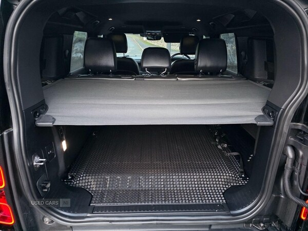 Used Land Rover Defender 2022 for sale - 77052596: Photo 30