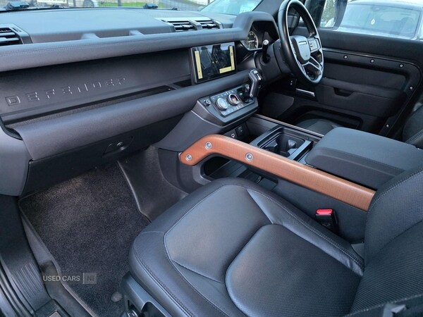 Used Land Rover Defender 2022 for sale - 77052596: Photo 35