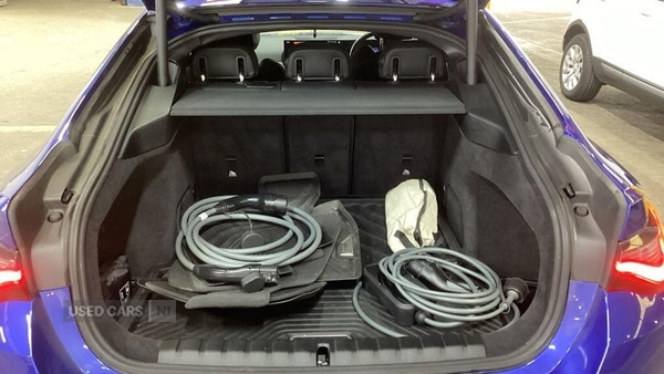 Used BMW i4 2023 for sale - 78128636: Photo 9