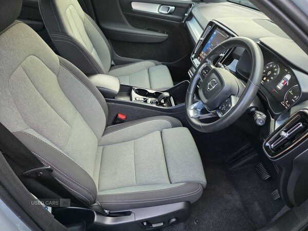 Used Volvo XC40 2023 for sale - 76359282: Photo 8