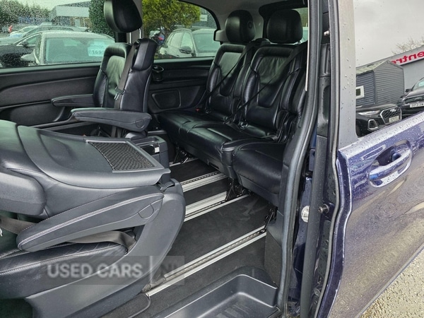 Used Mercedes-Benz V-Class 2016 for sale - 77497820: Photo 30