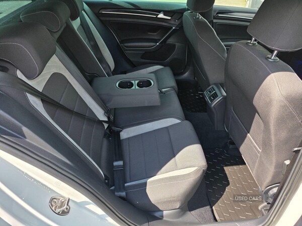 Used Volkswagen Golf 2017 for sale - 74946289: Photo 10