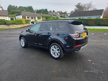 Used Land Rover Discovery Sport 2016 for sale - 76593251: Photo