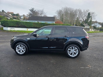 Used Land Rover Discovery Sport 2016 for sale - 76593251: Photo