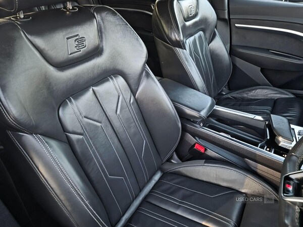 Used Audi e-tron 2022 for sale - 76586238: Photo 11