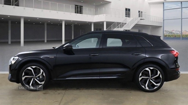 Used Audi e-tron 2022 for sale - 76586238: Photo 3