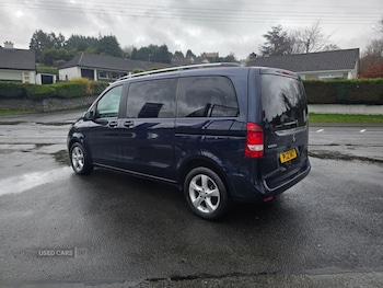 Used Mercedes-Benz V-Class 2016 for sale - 77217819: Photo