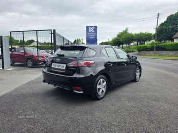Used Lexus CT 2017 for sale - 75090353: Photo