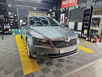 Used Skoda Superb 2017 for sale - 78843115: Photo