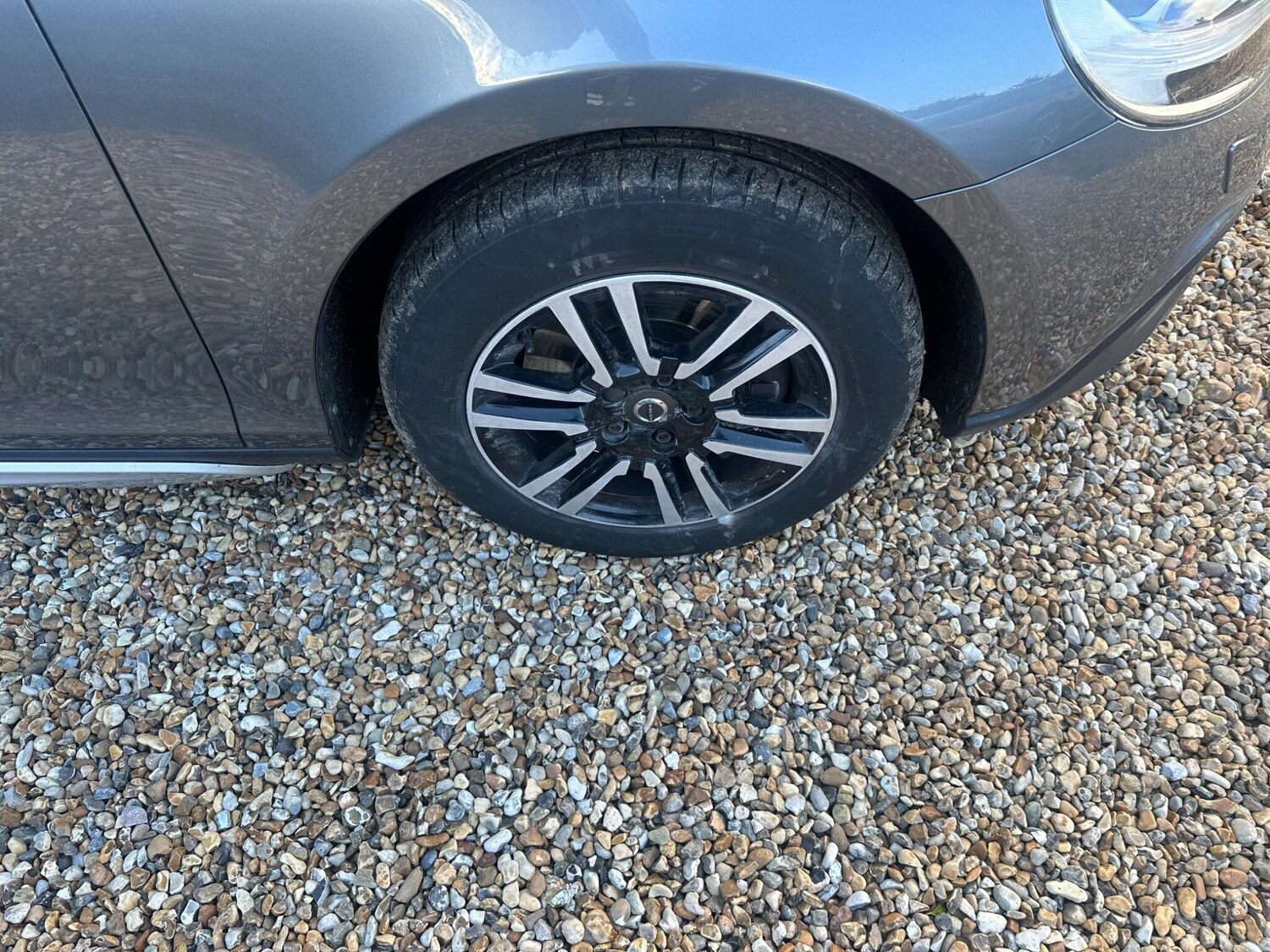 Used Volvo V40 Cross Country for sale - 77801969: Photo 13