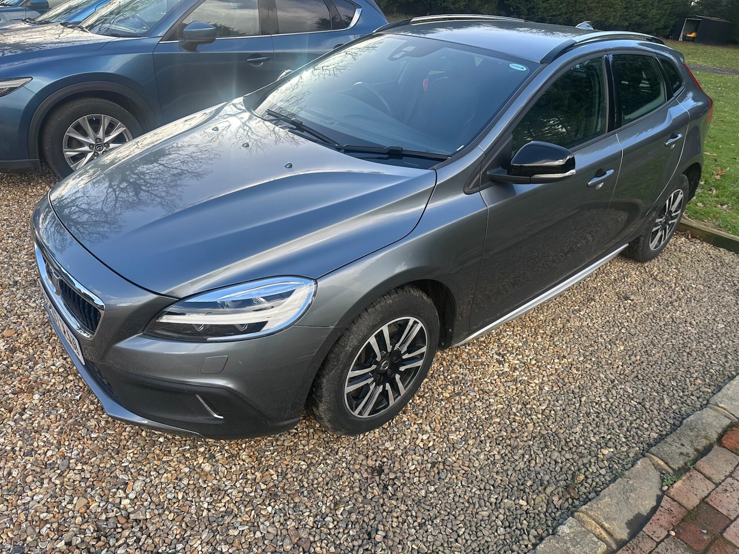Used Volvo V40 Cross Country for sale - 77801969: Photo 2