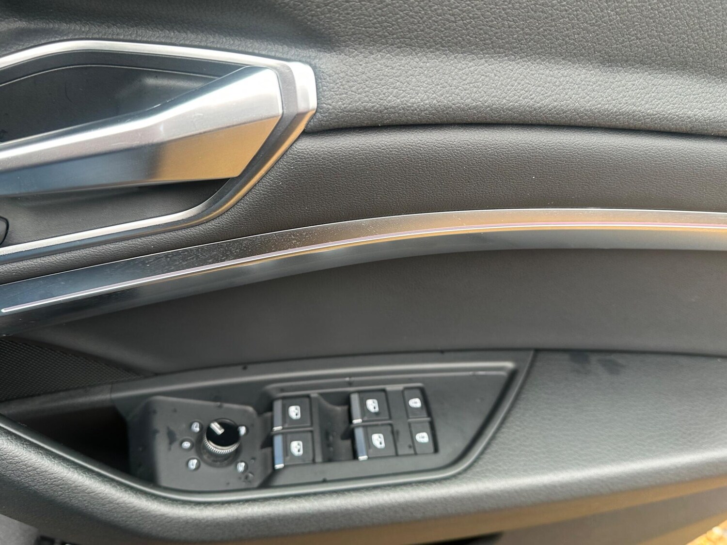 Used Audi e-tron 2021 for sale - 77801960: Photo 15