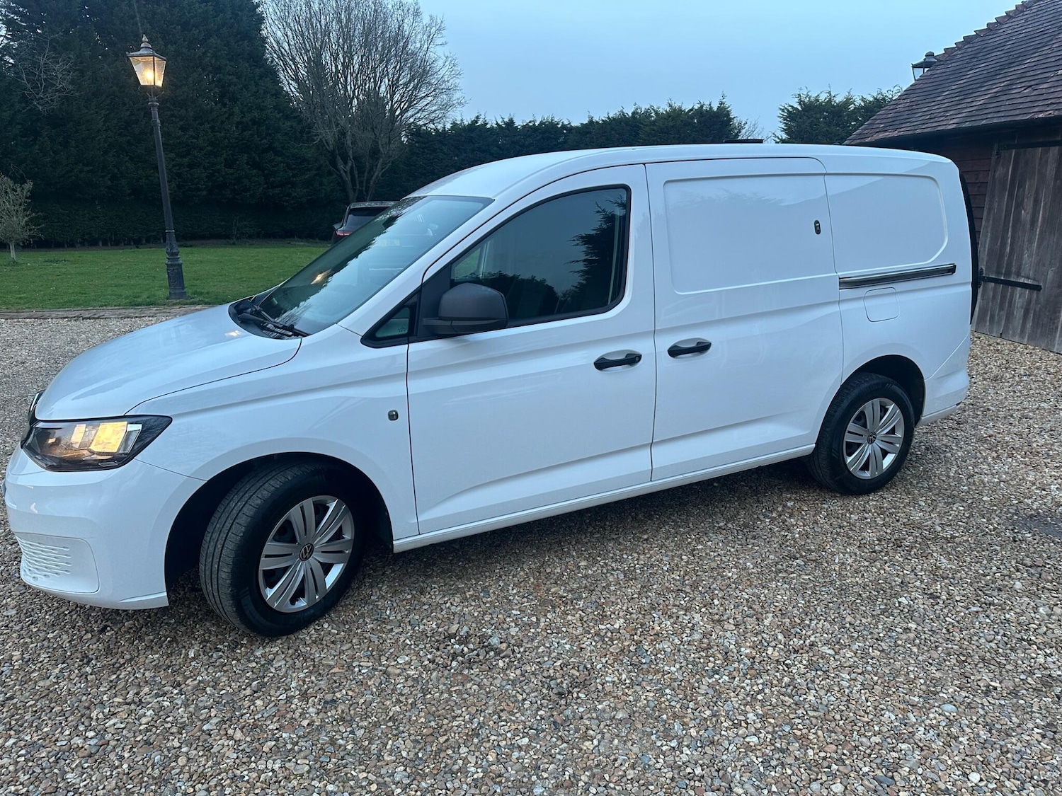 Used Volkswagen Caddy Maxi 2021 for sale - 77801971: Photo 5