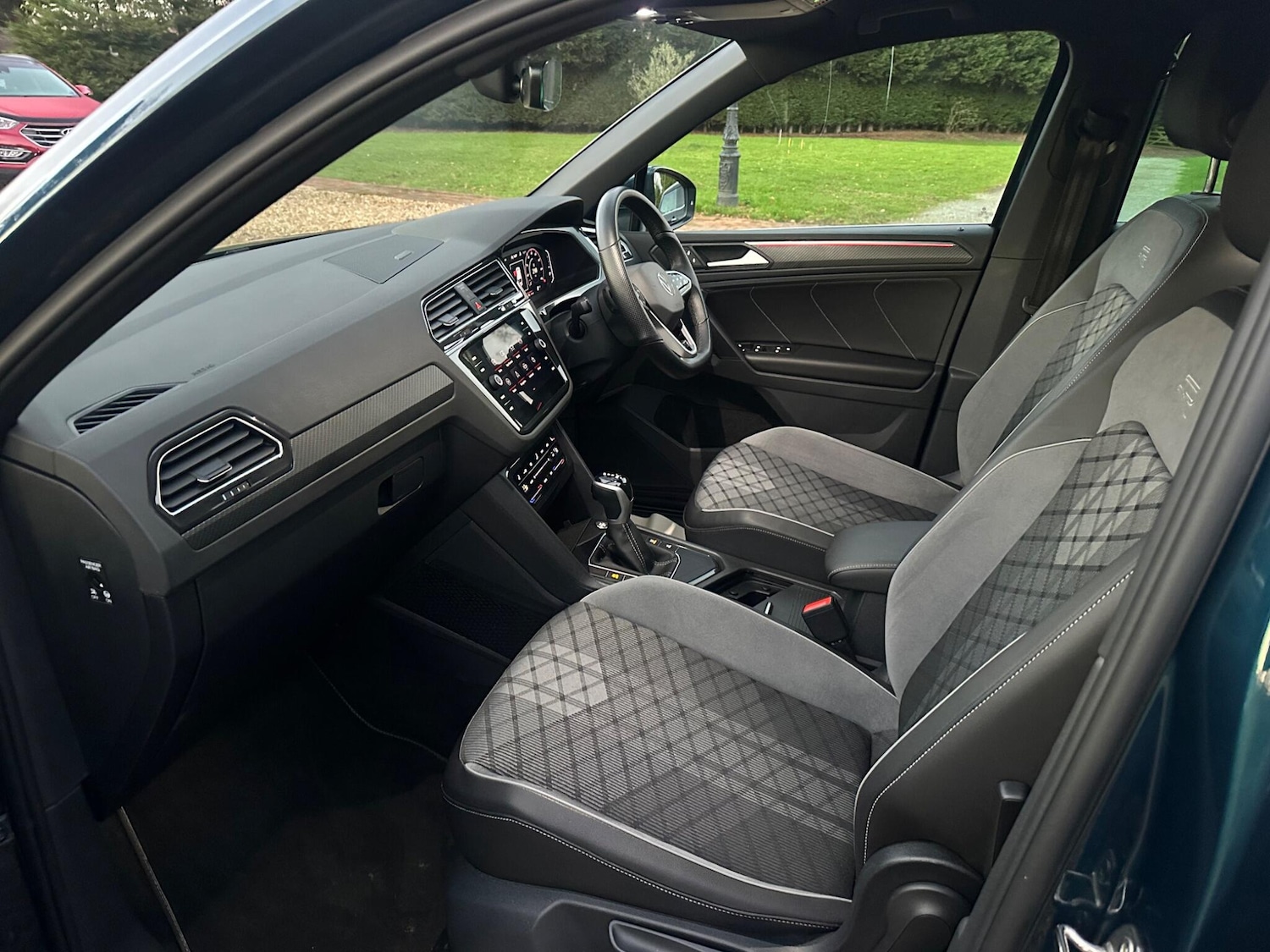 Used Volkswagen Tiguan 2023 for sale - 77801965: Photo 28