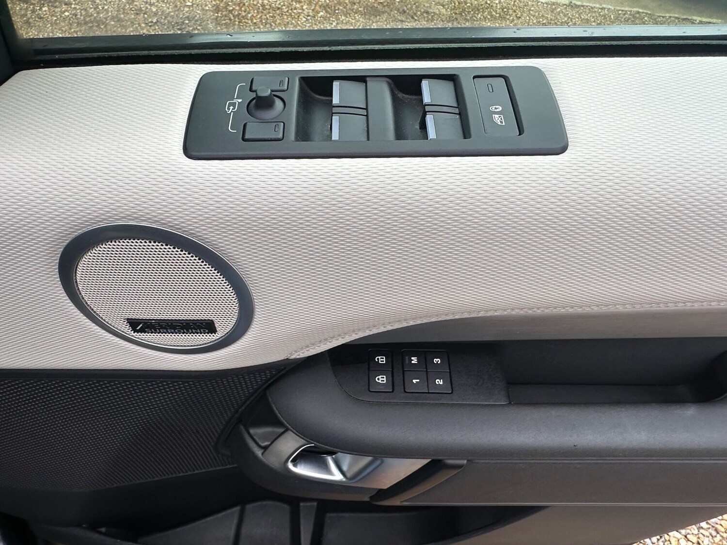 Used Land Rover Discovery 2022 for sale - 77801959: Photo 21