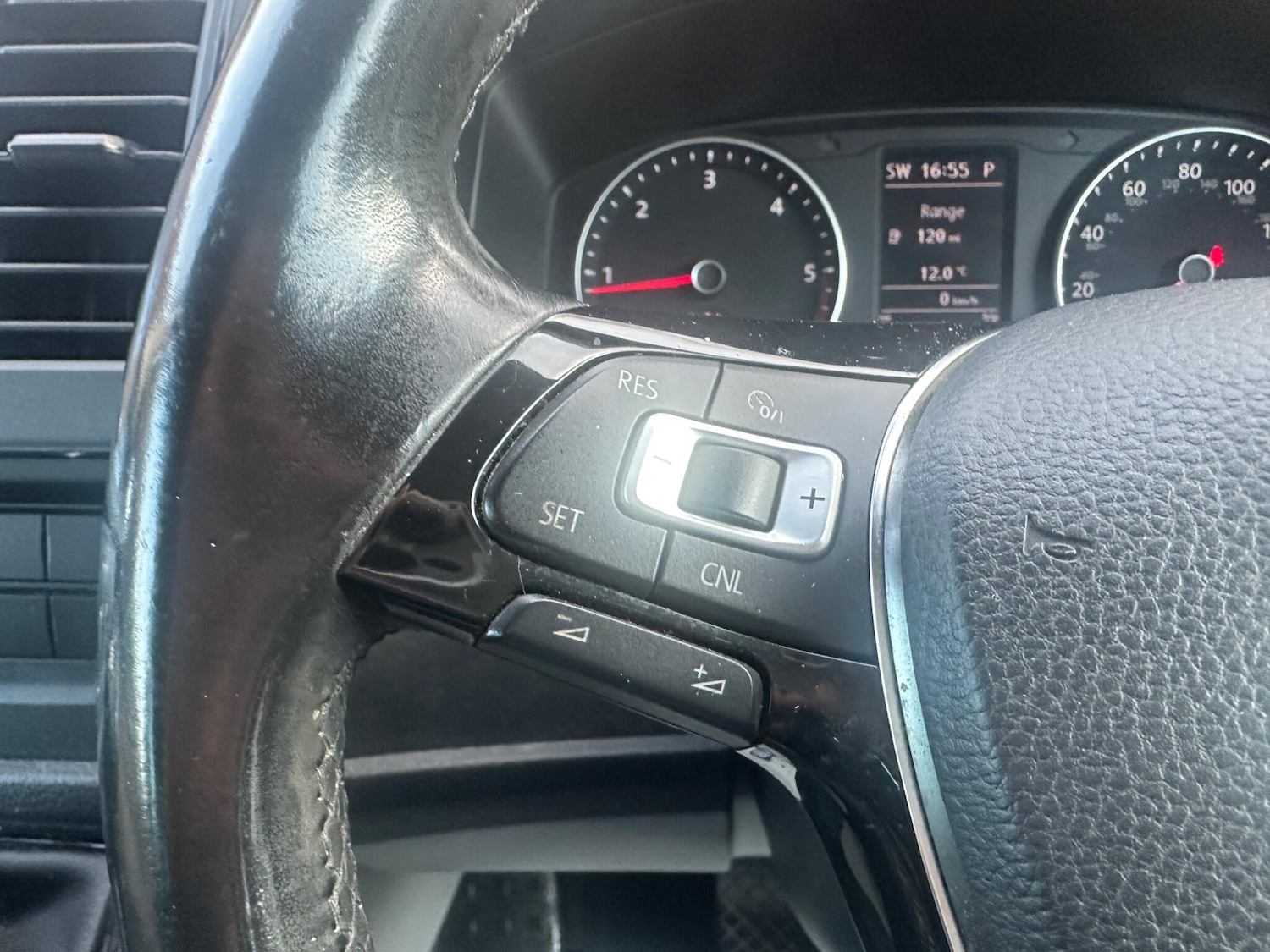 Used Volkswagen Transporter 2016 for sale - 77805002: Photo 16