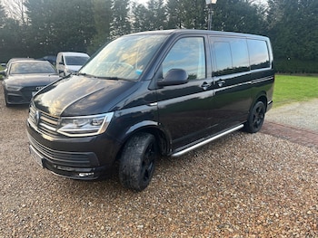 Used Volkswagen Transporter 2016 for sale - 77805002: Photo