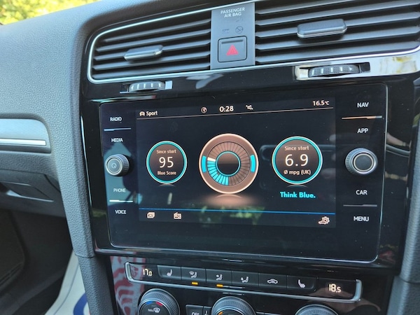 Used Volkswagen Golf 2019 for sale - 76009306: Photo 25
