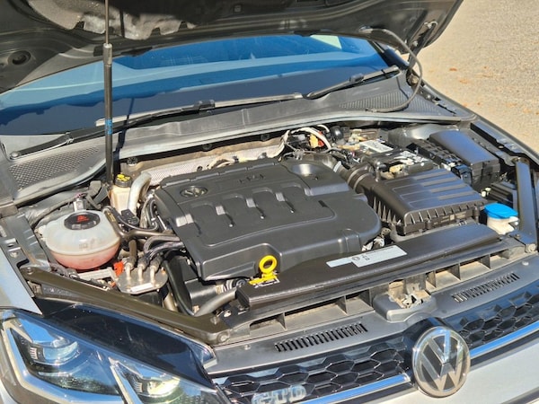 Used Volkswagen Golf 2019 for sale - 76009306: Photo 33