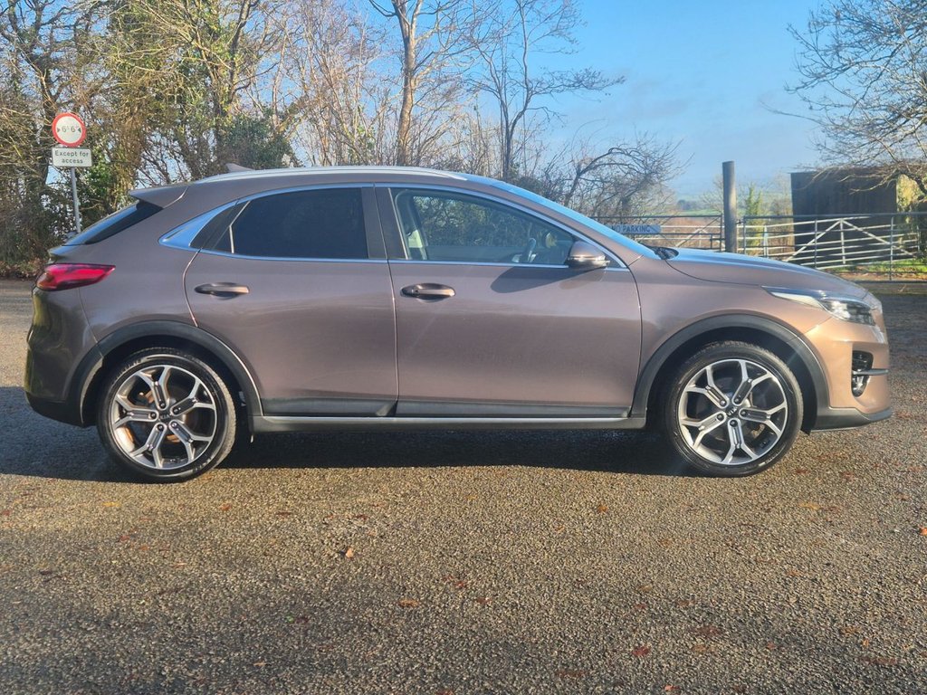 Used Kia XCeed 2020 for sale - 76909989: Photo 3