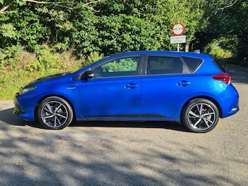 Used Toyota Auris 2018 for sale - 76454232: Photo