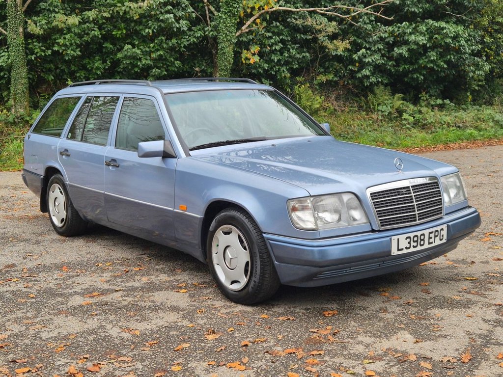 Used Mercedes-Benz E Class 1994 for sale - 76350652: Photo 1