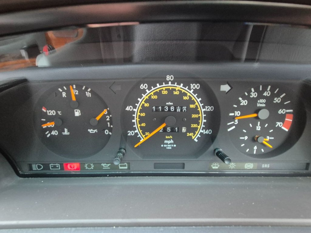 Used Mercedes-Benz E Class 1994 for sale - 76350652: Photo 18