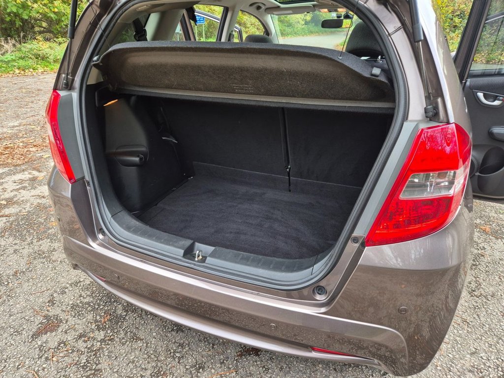 Used Honda Jazz 2013 for sale - 76434409: Photo 12