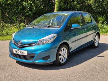 Used Toyota Yaris 2012 for sale - 74512074: Photo