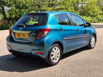 Used Toyota Yaris 2012 for sale - 74512074: Photo