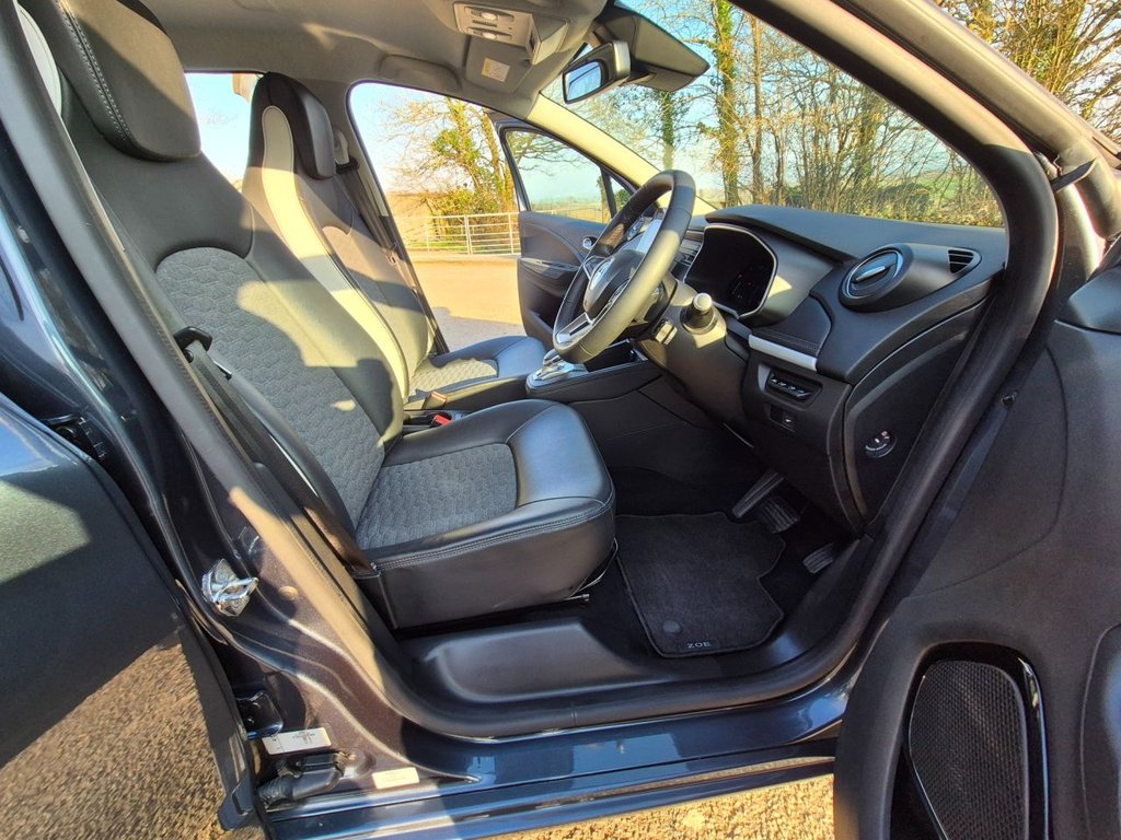 Used Renault Zoe 2021 for sale - 77764957: Photo 10