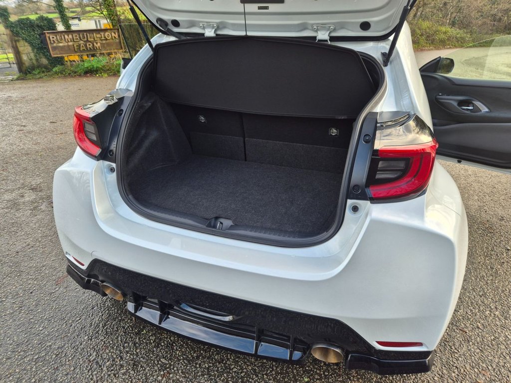 Used Toyota Yaris 2021 for sale - 77904627: Photo 14