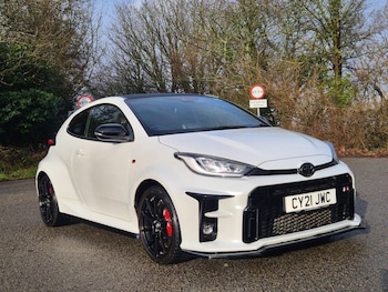 Used Toyota Yaris 2021 for sale - 77904627: Photo