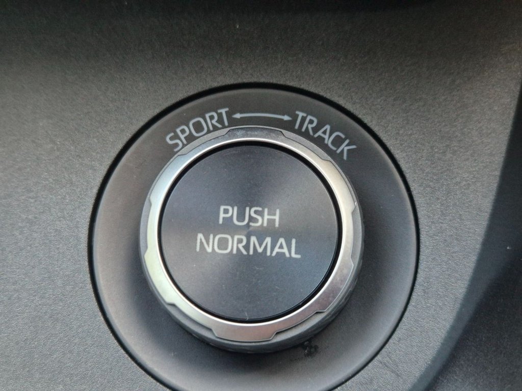 Used Toyota Yaris 2021 for sale - 77904627: Photo 28