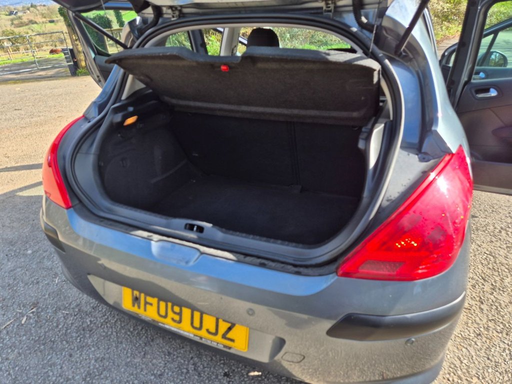 Used Peugeot 308 2009 for sale - 77826756: Photo 13