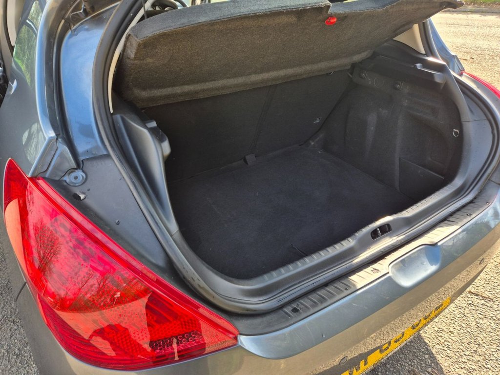 Used Peugeot 308 2009 for sale - 77826756: Photo 14